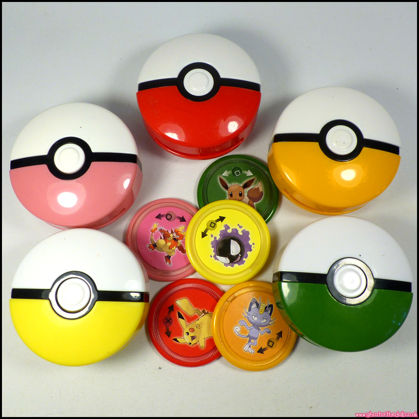 POKEMON 5x Disc Launcher POKEBALL Red Orange Yellow Green Pink (McDonalds 2019)