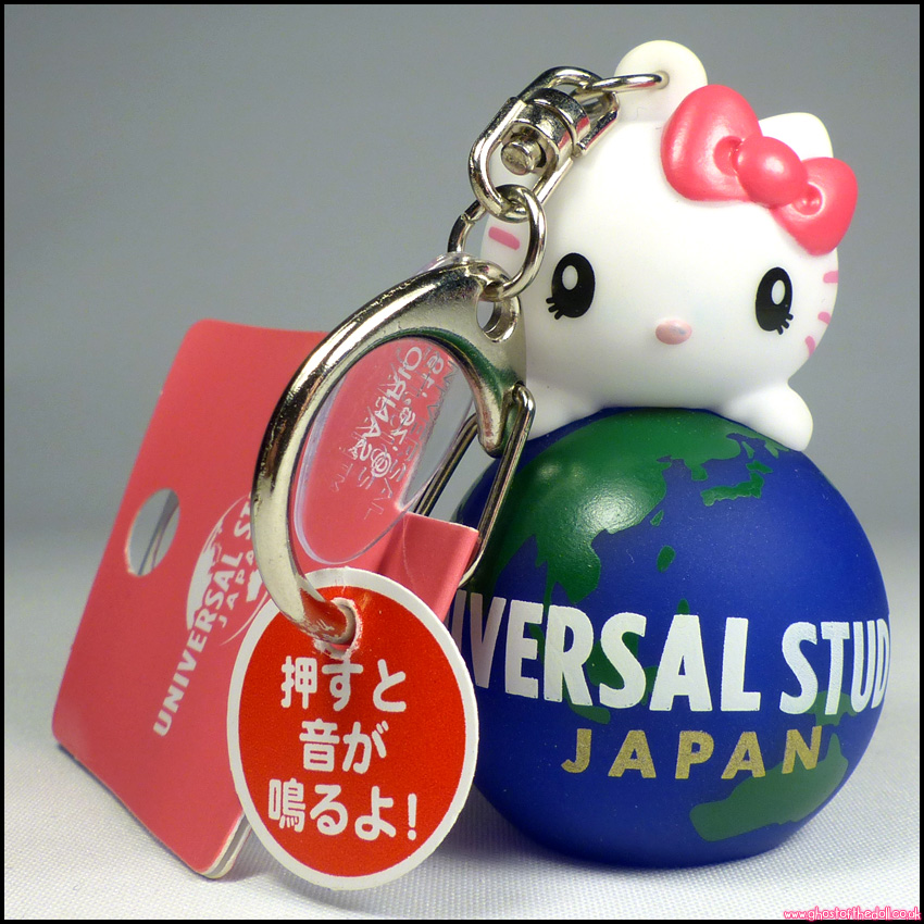 HELLO KITTY Universal Studios Japan GLOBE KEYRING Keycharm + Tags (Sanrio 2019)