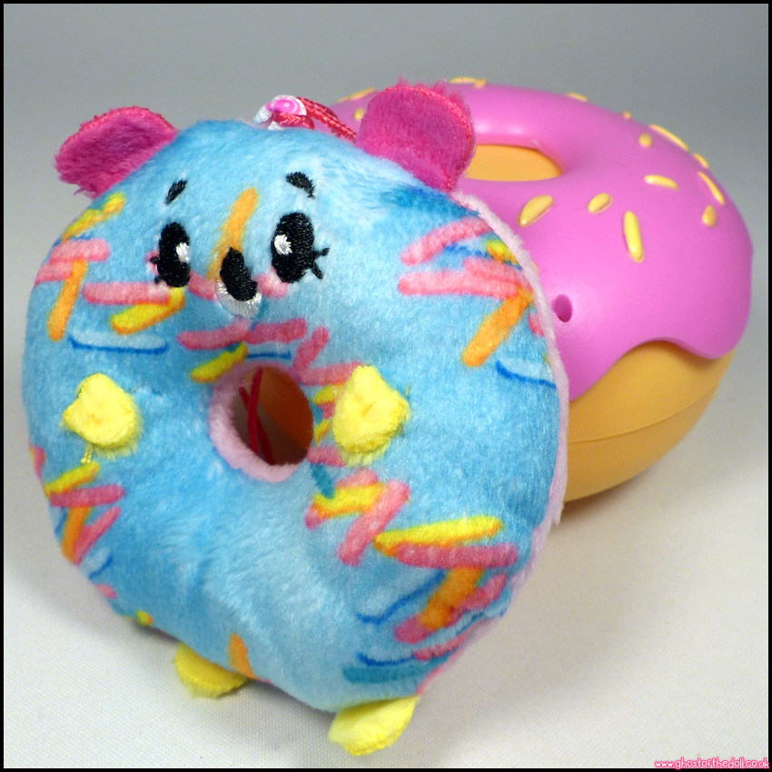 PIKMI POPS Beanie Plush DOUGHMI Blue Pink DUNK Koala Scented 3" DOUGHNUT Case S4